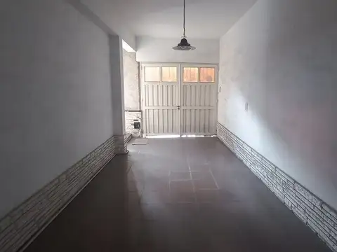 Depto Tipo Casa en Venta en Villa Lynch, USD 124.990