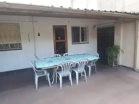 VENTA PH 6 AMBIENTES COCHERA PATIO TERRAZA BLOQUE