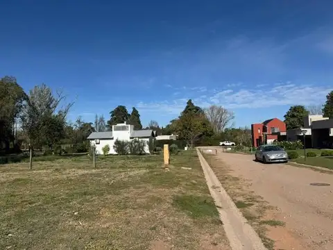 Terreno en Venta en Juana Koslay, USD 40.000