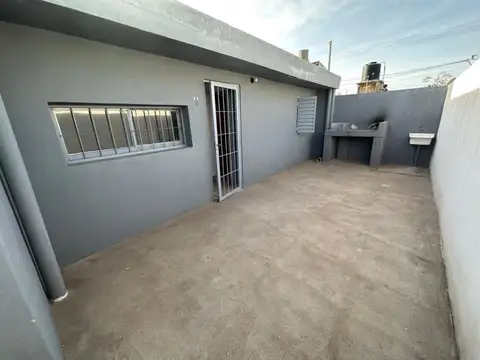 Departamento en Alquiler 2 dorm con Patio Villa Libertador