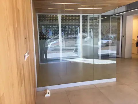 Local en alquiler en el Dique 4 de Puerto Madero