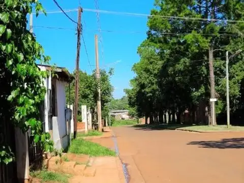 (V557) Amplio terreno sobre Avenida en Garupá