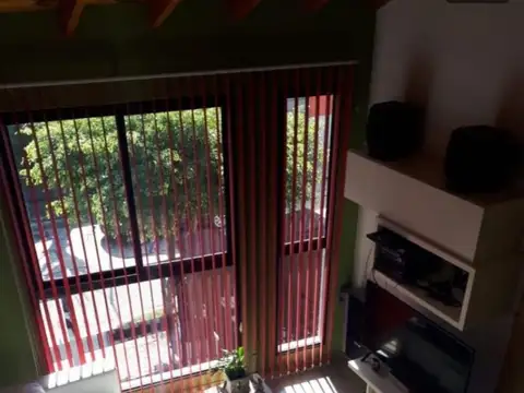 Depto Tipo Casa en Venta de 2 dormitorios