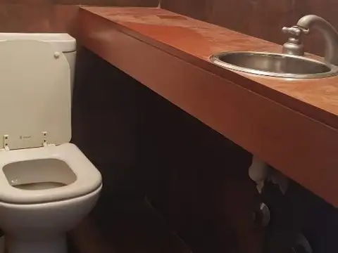 Casa en Alquiler al Este