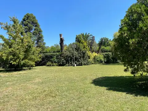 Quinta en Venta con 1 cochera