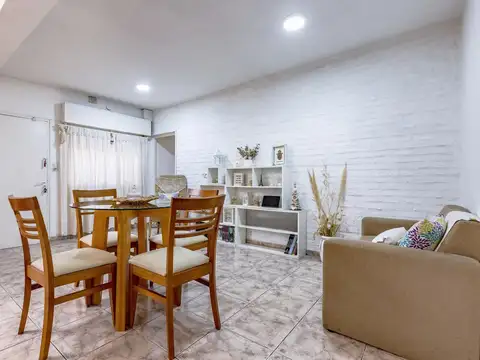 VENTA/PERMUTA - Casa - 2 dormitorios con cochera y galpón - Bella Vista, Rosario.