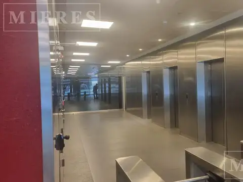 Oficina en Alquiler en Villa Adelina, USD 24.000