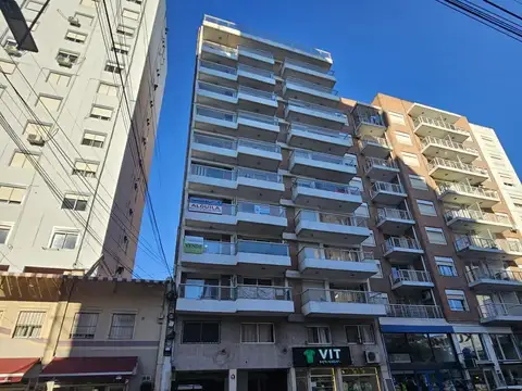 Departamento en Alquiler en Luis Agote, $ 450.000