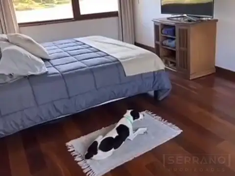 Casa en Alquiler Temporal con 2 cocheras