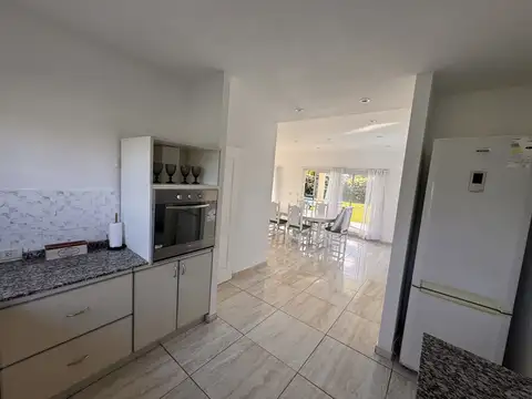 Casa en Alquiler de 4 dormitorios