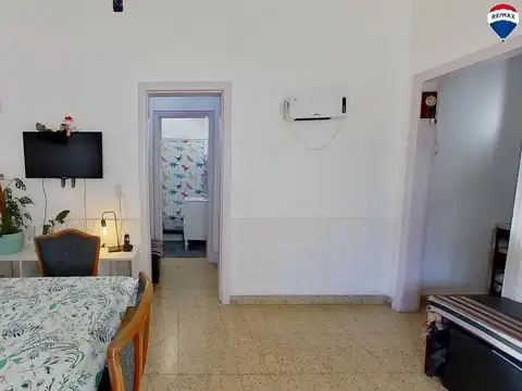 VENTA DPTO PH 2 AMB FLORENCIO VARELA CENTRO