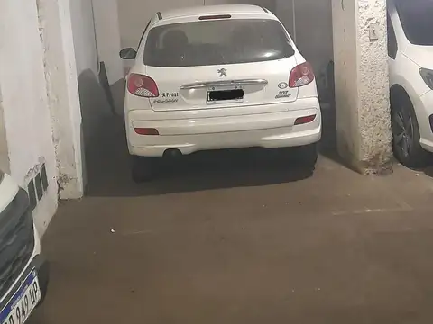 Cochera en planta baja - Mendoza 2100 - Centro