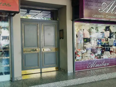 Oficina en Primera Seccion