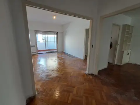 3 AMBIENTES DE CATEGORIA EN VENTA RECOLETA