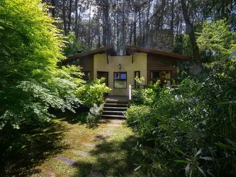 Albatros Parcela 22 entre Manuel Guerrero y Av. El Lucero MAR DE LAS PAMPAS