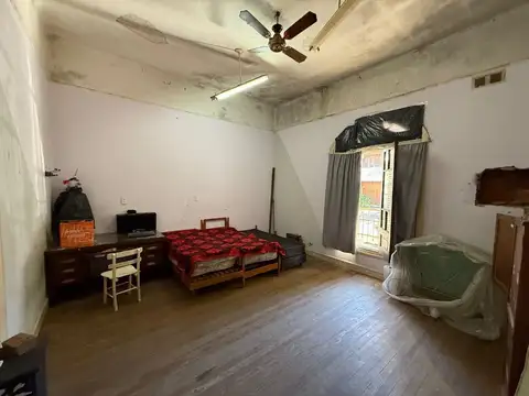 Casa 5 ambientes con 1 baño