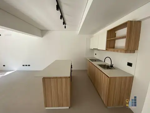 Casa en venta c/ cochera en Benavídez