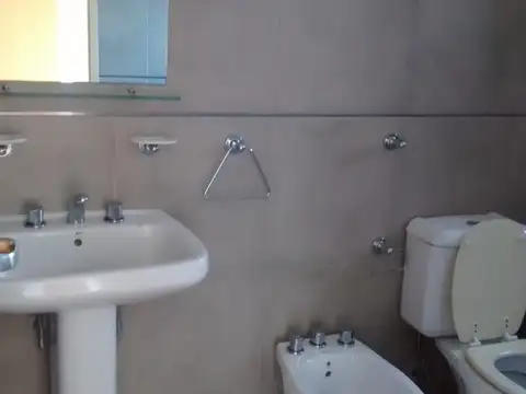 Zeballos 2000, Piso 5