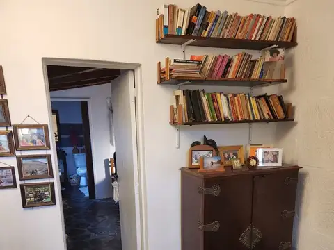 Casa 5 ambientes con 4 baños