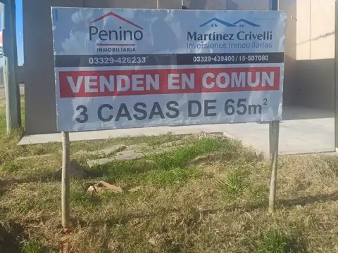 Tres casas a estrenar de 65 m2 c/u. Techo de losa. Zona en creciente expansión!
