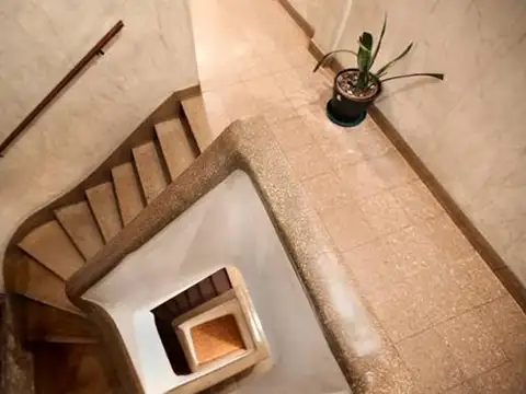 Joaquín V. Gonzalez 1070 , Piso 2