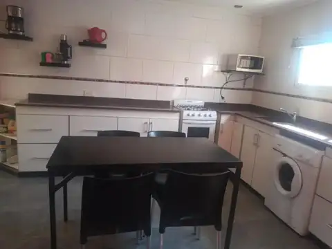 Laprida y Carlos Ortiz