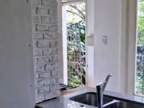 Chalet para ampliar en zona residencial, lote 10 x 30, apta crédito