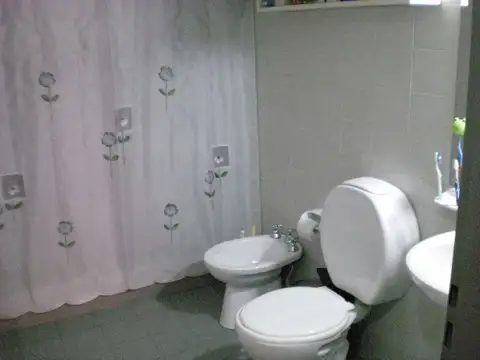 Mariquita Thompson Torre 5 2000, Piso 7