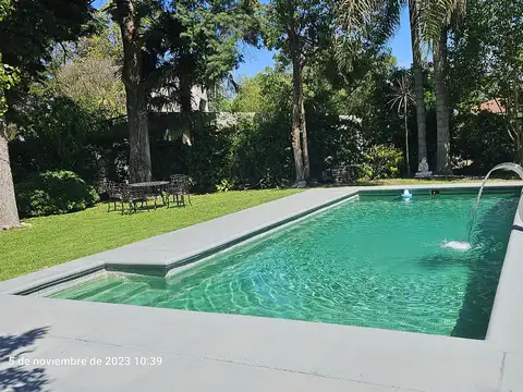 Casa 5 ambientes con 2 baños