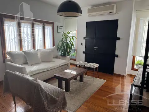 Casa 5 ambientes reciclada a nuevo en venta APTA CREDITO - Quilmes Oeste