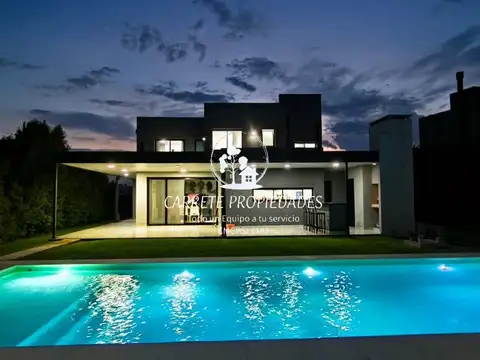 Casa en venta a la Laguna de 4 ambientes. Barrio El Cantón.