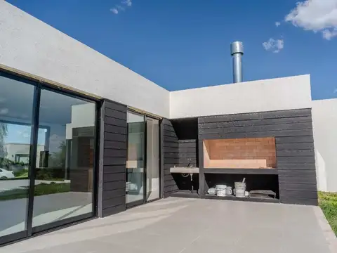 Casa en Venta en San Sebastian, USD 230.000