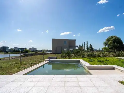 Casa en Venta 1 año