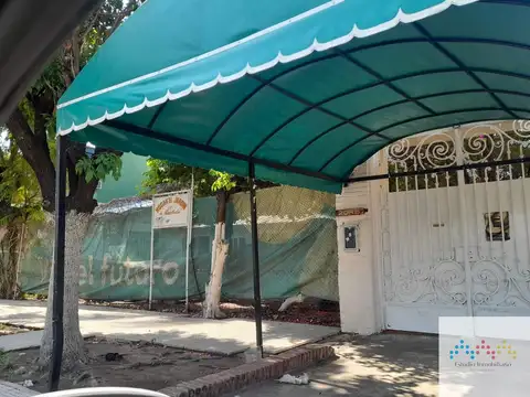 Local comercial en venta ubicado en Isidro Casanova