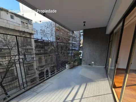 Departamento en Venta de 4 dormitorios