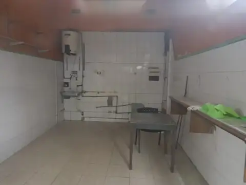 LOCALES - EN GALERIA - MICROCENTRO (COMERCIAL), CAPITAL FEDERAL