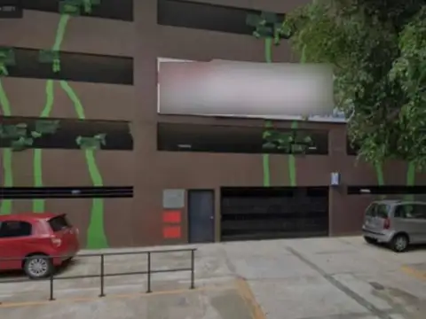 Cochera en venta, en Caballito.