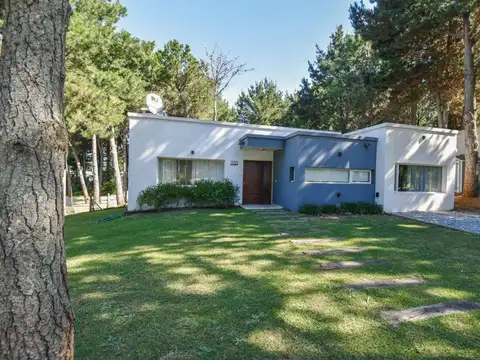 VENTA CASA EN COSTA ESMERALDA