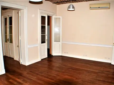 Depto Tipo Casa en Alquiler 75 años