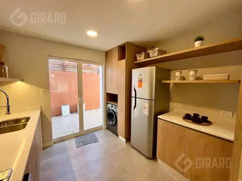 Depto Tipo Casa 4 ambientes con 2 baños