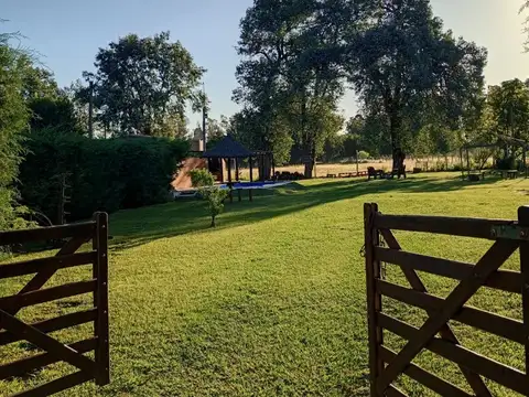 QUINTA B° EL OMBU 2 LOTES, QUINCHO Y PISCINA 1.420 M2