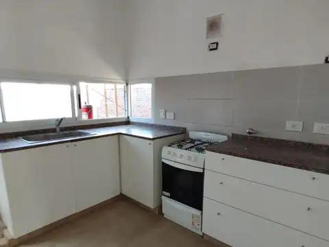 Casa en Alquiler en Funes City, $ 1.050.000