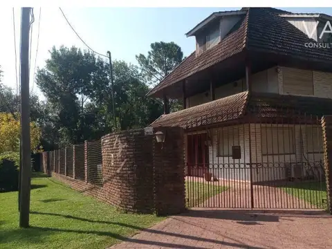 Casa en Venta Altos del Barranco. Apto Crédito. Bajada km 38,5 Ramal Pilar.Altos del Barranco 1400