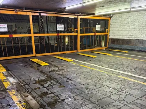 Cochera en venta - 12Mts2 - Retiro