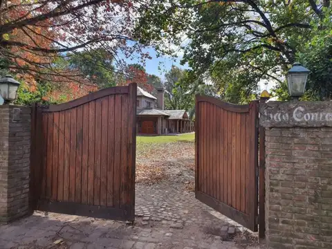 Casa en Venta con 8 cocheras