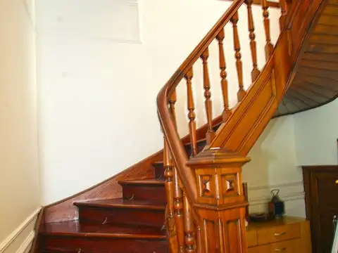 Casa - Venta - Argentina, Capital Federal - LAUTARO 700