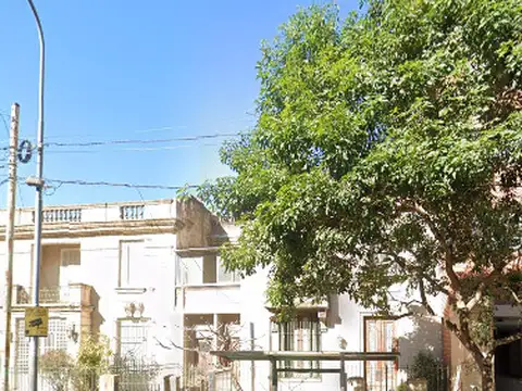 Increible terreno para construir en pleno Directorio al 1700