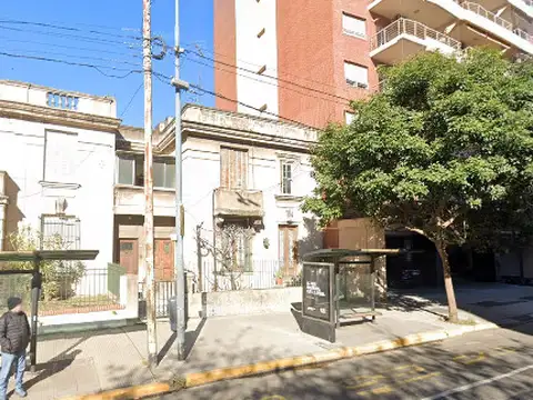 Avenida Directorio 1700