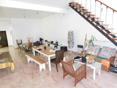 Casa en Venta en Francisco Alvarez, USD 250.000