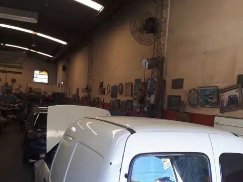 Galpon en Venta 29  mts Fondo